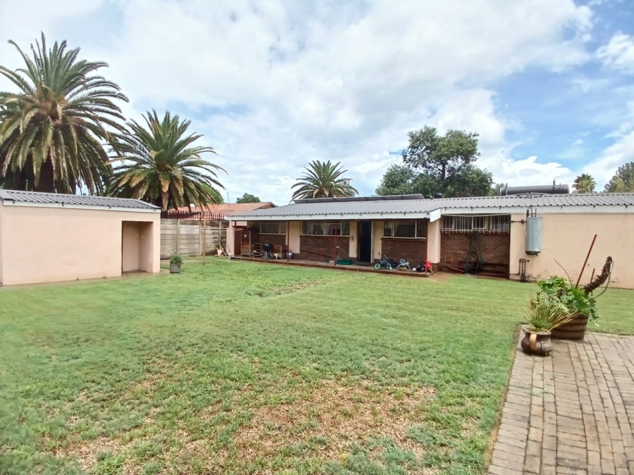 5 Bedroom Property for Sale in Sasolburg Ext 15 Free State